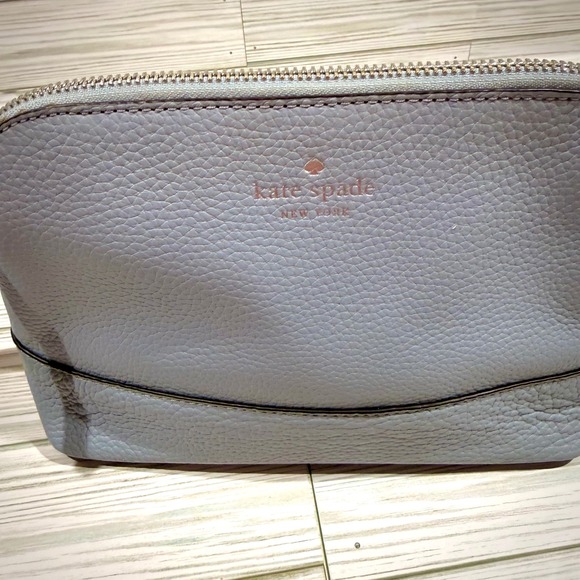 Kate Spade New York Pebble Leather Dome Crossbody Bag Light Blue - Picture 2 of 6